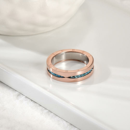 PAVÉ STATEMENT RING