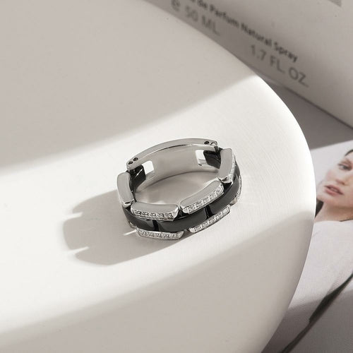 BLACK CERAMIC RING
