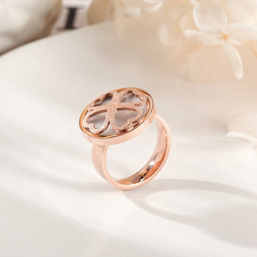 ROSE GOLD CLOVER RING