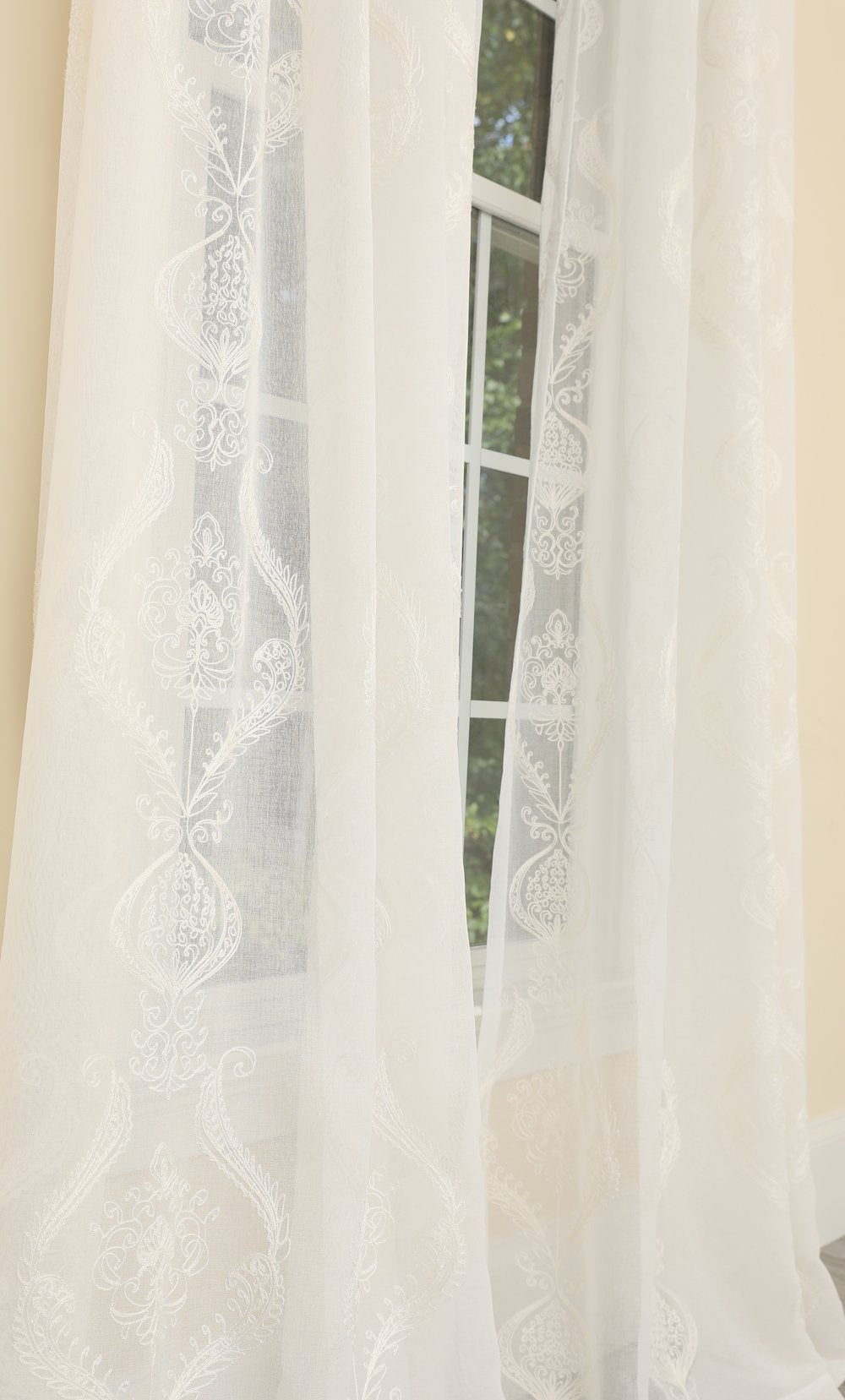 ML16236 Ellie Sheer Curtain