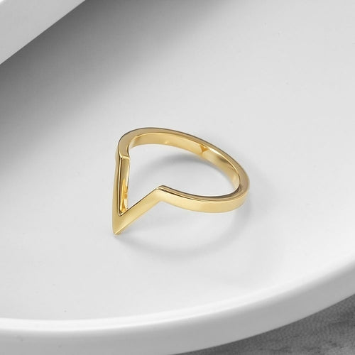 V-Shape Geometric Outline Ring